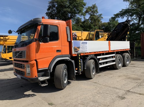 Żuraw samojezdny 8 ton Volvo Palfinger 