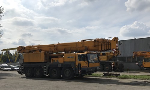 Liebherr LTM1090